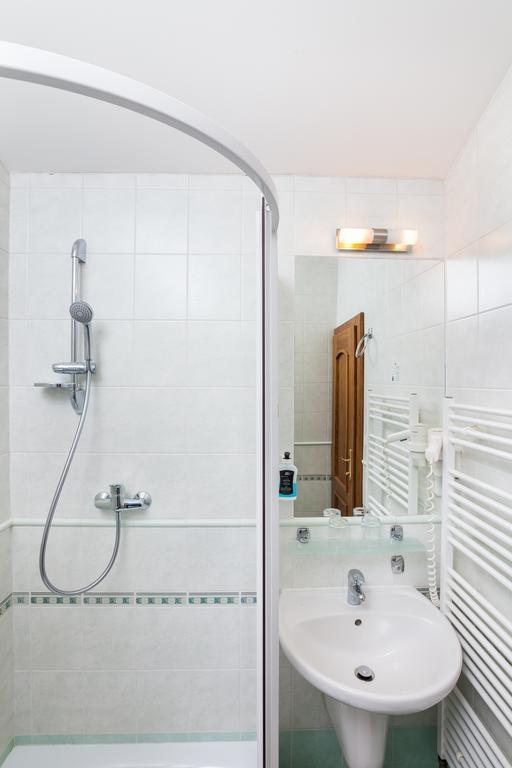Hotel Jelinkova Vila Velké Meziříčí Værelse billede